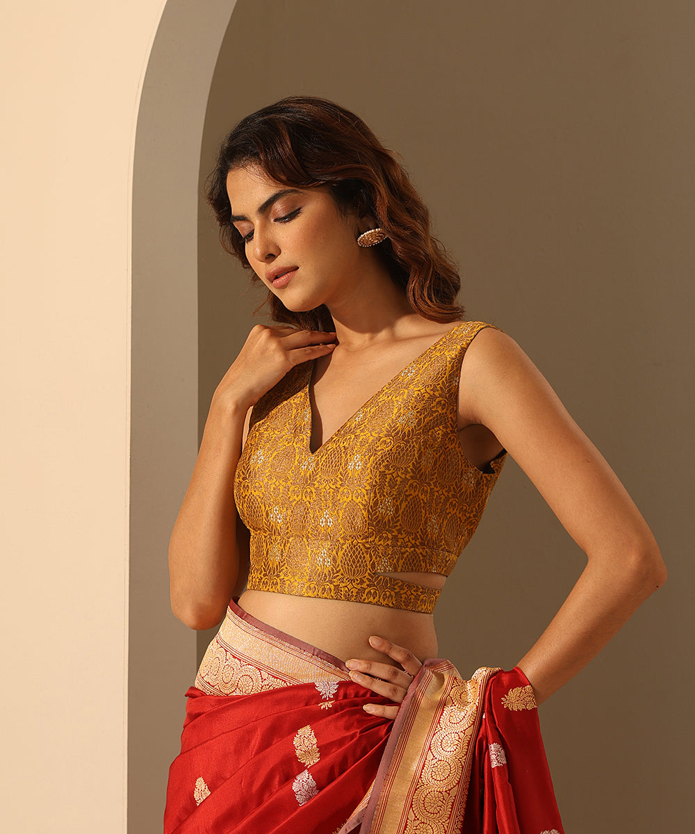 Yellow_Stitched_Brocade_Blouse_With_Contrast_Lining_WeaverStory_02