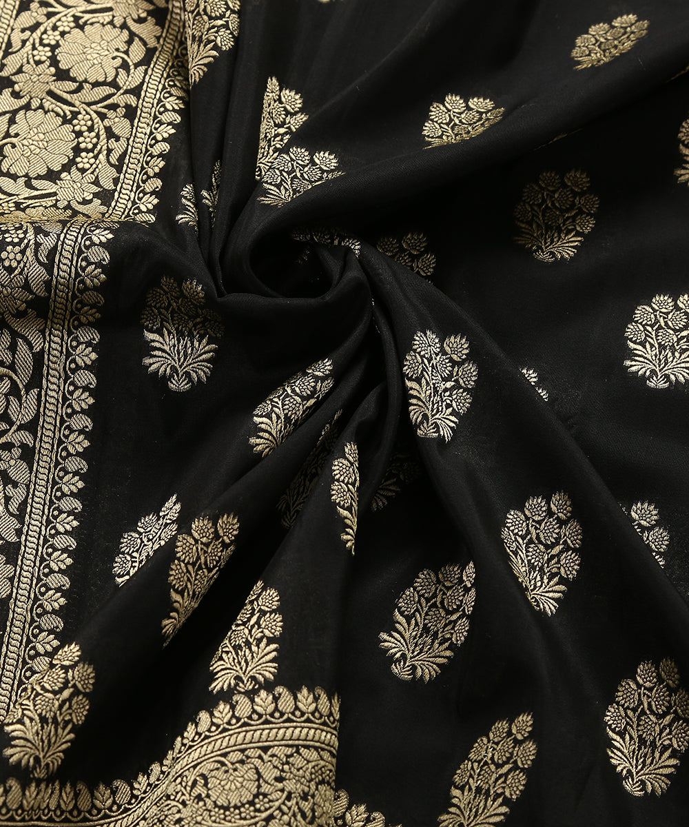 Black_Handloom_Cotton_Silk_Banarasi_Dupatta_with_Booti_Design_WeaverStory_04