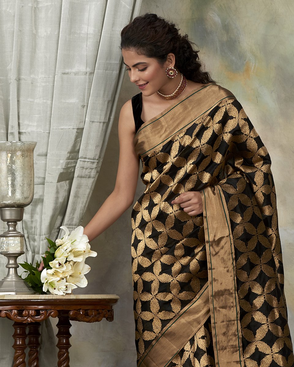 Black_Handloom_Ek_naliya_Chanderi_Silk_Saree_with_Gold_Zari_WeaverStory_01