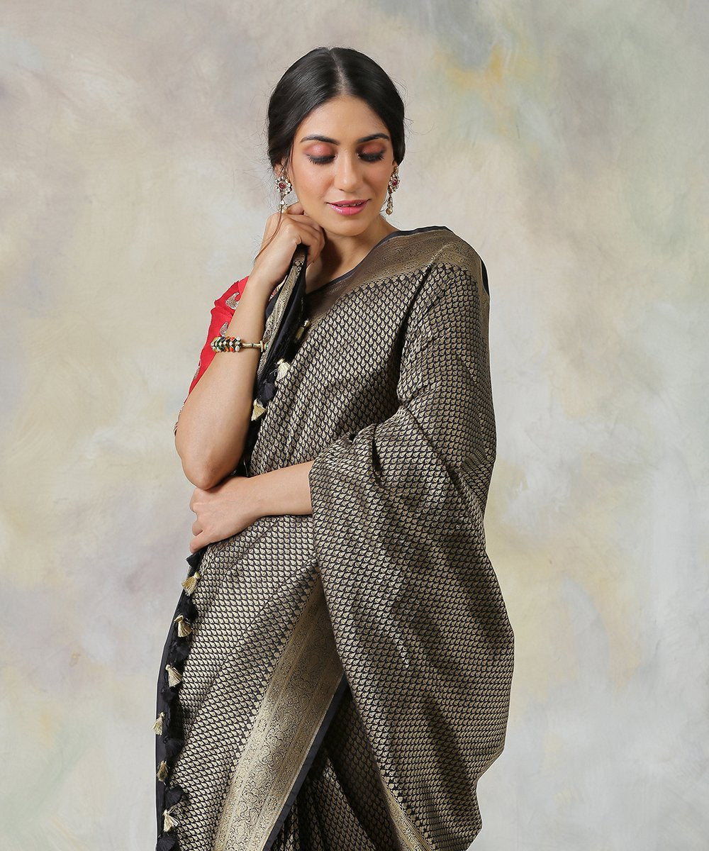 Black_Handloom_Tanchoi_Banarasi_Katan_Silk_Saree_WeaverStory_01