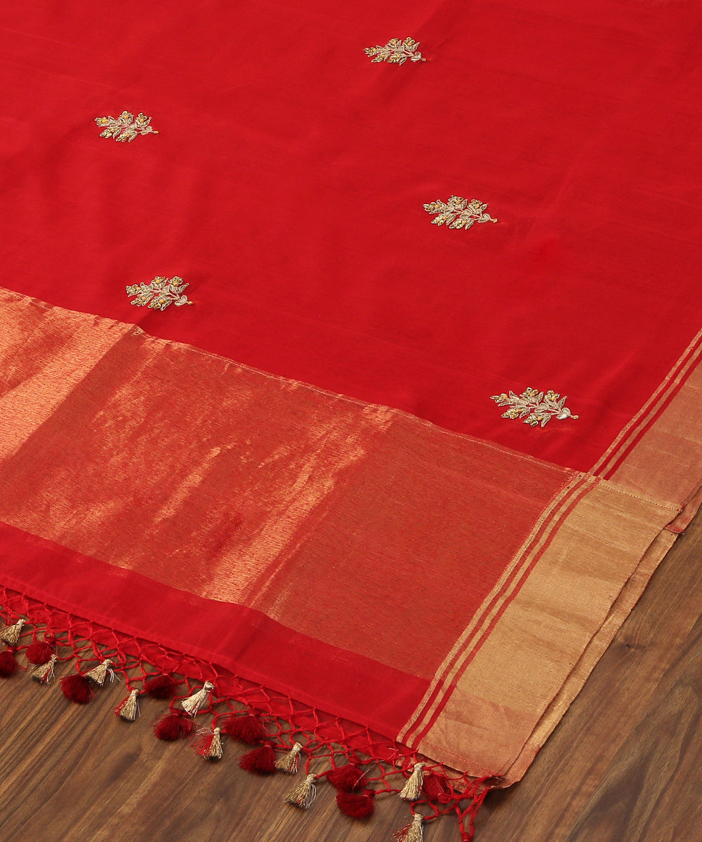 Hand_embroidered_Red_Chanderi_Silk_Dupatta_with_Zardozi_booti_WeaverStory_03