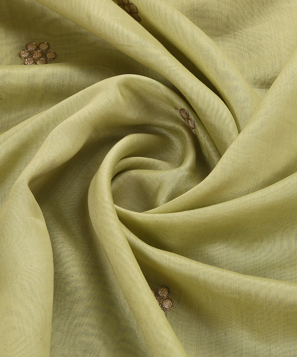 Lime_Green_Handloom_Chanderi_Silk_Dupatta_With_Gota_Floral_Booties_And_Kiran_Lace_WeaverStory_05