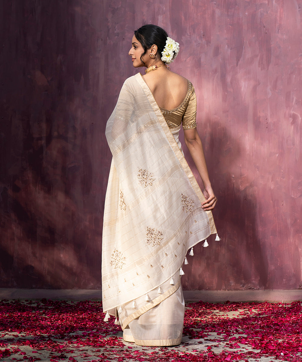 Offwhite_Handloom_Chanderi_Saree_With_Hand_Embroidery_WeaverStory_03
