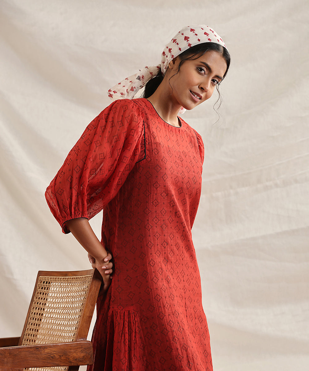 Cribbage-_Red_Handloom_Pure_Chanderi_Silk_Handblock_Printed_Dress_With_Gathered_Sleeve_WeaverStory_01
