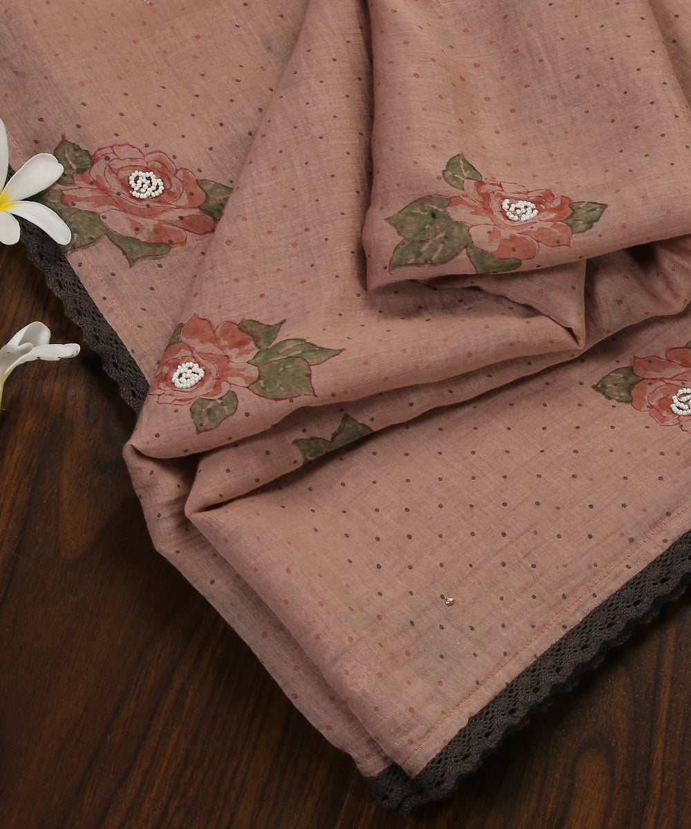 Old_Rose_Handloom_Chanderi_Dupatta_With_Handblocked_Rose_Motifs_WeaverStory_01