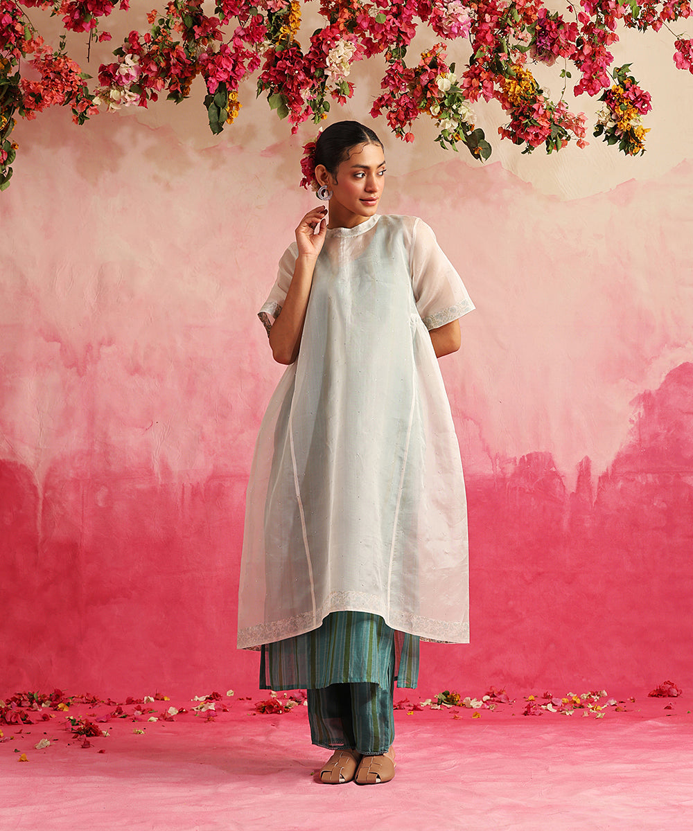 Handloom_White_Organza_Suit_Set_With_Chanderi_Lining_And_Straight_Pants_WeaverStory_01
