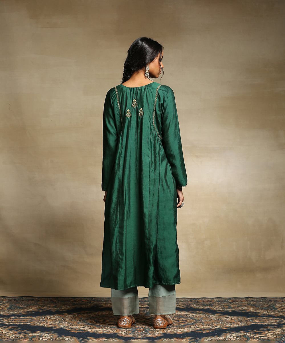 Turquoise_Handloom_Aligarh_Patterned_Hand_Embroidered_Chiniya_Kurta_With_Contrast_Poly_Silk_Pants_WeaverStory_03