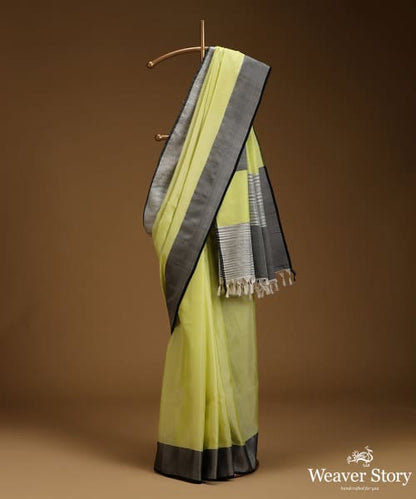 Green_And_Grey_Silk_Cotton_Saree_Woven_In_Contenporary_Style_WeaverStory_01
