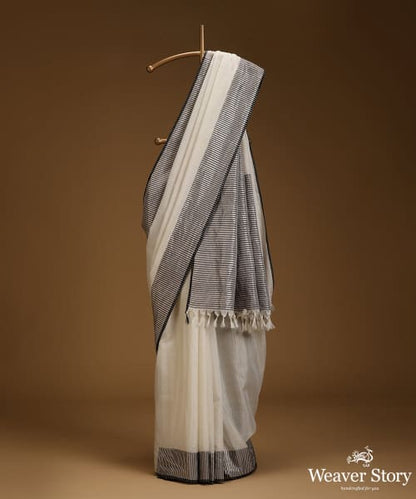 Offwhite_And_Black_Silk_Cotton_Saree_With_Zari_Stripes_Woven_In_Contenporary_Style_WeaverStory_01