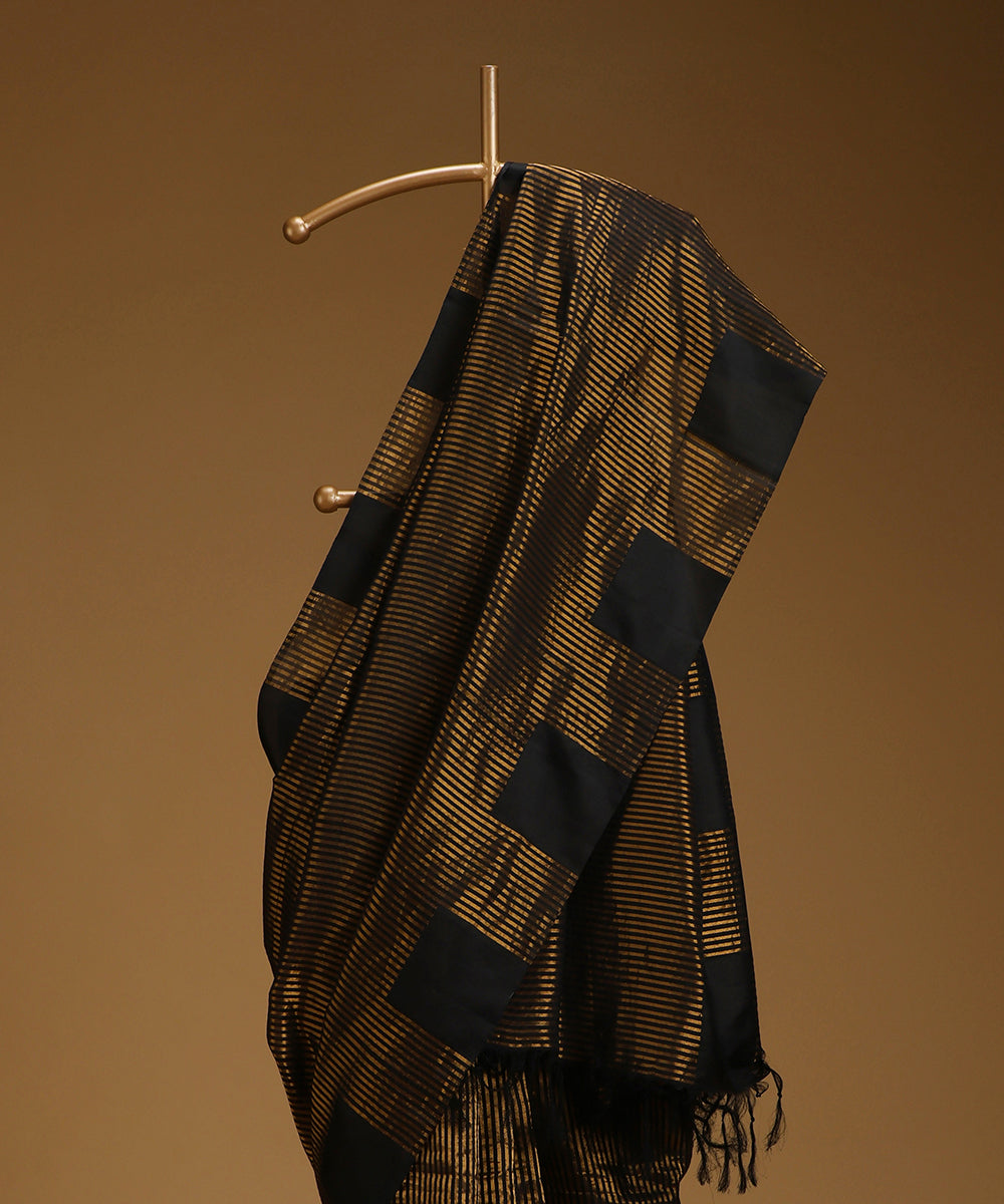 Black_And_Gold_Silk_Cotton_Saree_With_Zari_Stripes_Woven_In_Contenporary_Style_WeaverStory_02