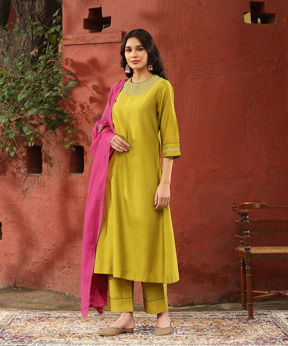 Lime_Green_Hand_Embroidered_Pure_Chanderi_Silk_Kurta_With_Pants_And_Dupatta_WeaverStory_01