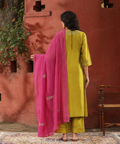 Lime_Green_Hand_Embroidered_Pure_Chanderi_Silk_Kurta_With_Pants_And_Dupatta_WeaverStory_03