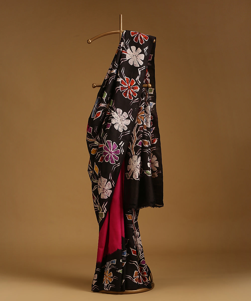 Handloom_Pink_And_Black_Pure_Mulberry_Silk_Hand_Batik_Saree_With_Multicolour_Motifs_WeaverStory_01