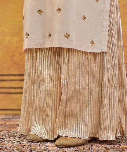 Beige_Hand_Embroidered_Pure_Silk_Kurta_With_Crinkled_Palazzo_Pants_And_Dupatta_WeaverStory_06