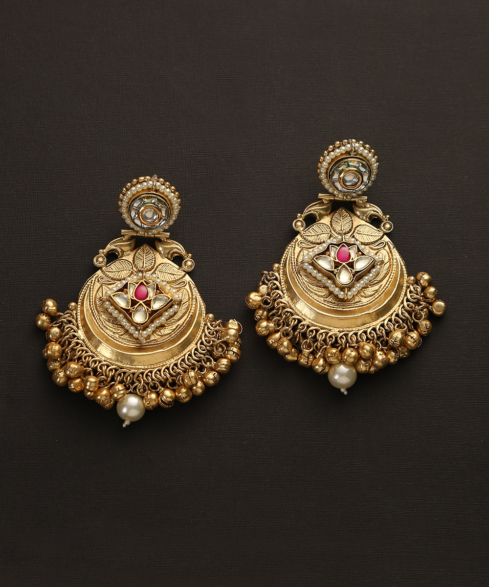Devangi_Handcrafted_Earrings_With_Pearls_And_Stones_WeaverStory_02