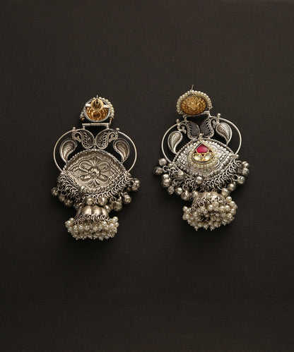 Devaki_Handcrafted_Earrings_With_Pearls_And_Ghungroos_WeaverStory_03
