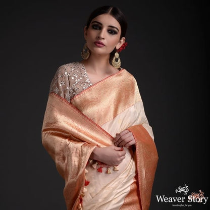 Gold_tissue_saree_with_a_red_and_gold_kadhiyal_border_WeaverStory_01