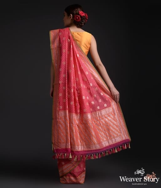 Pink_pure_cotton_saree_with_cutwork_nilambari_booti_WeaverStory_03