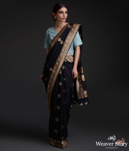 Handwoven_Black_Banarasi_cotton_saree_with_sona_rupa_zari_WeaverStory_02