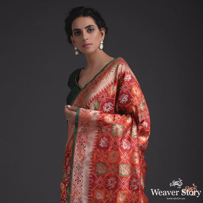 Handwoven_Banarasi_Patola_Saree_in_rangkaat._WeaverStory_01