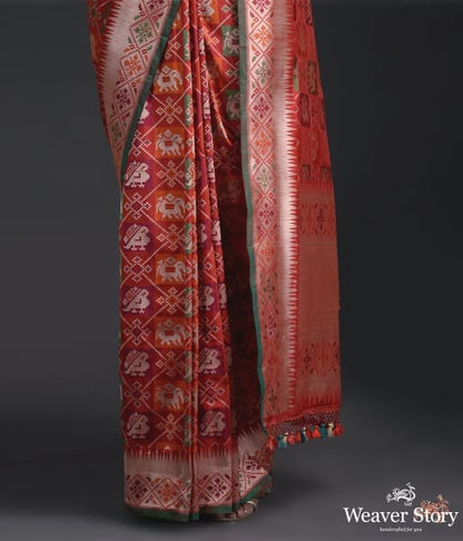 Handwoven_Banarasi_Patola_Saree_in_rangkaat._WeaverStory_04