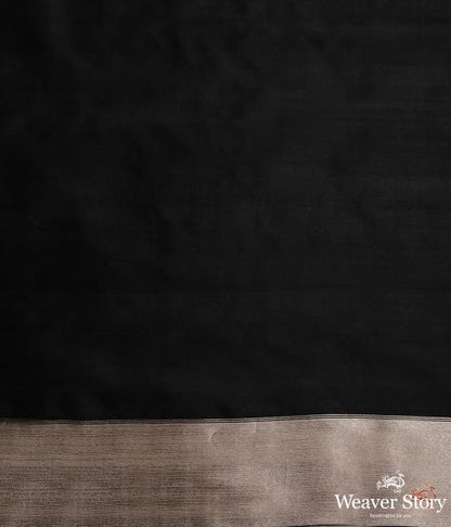 Handwoven_Black_Banarasi_Patola_Saree_WeaverStory_05