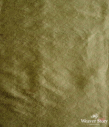 Handwoven_kadhwa_booti_saree_with_heavy_brocade_blouse_WeaverStory_05