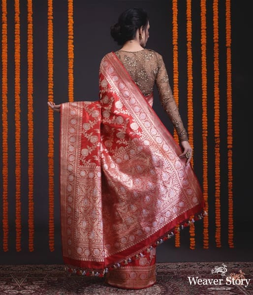 Red_kadhwa_banarasi_jangla_with_marigold_flowers_WeaverStory_03