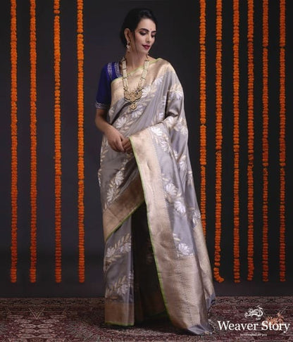 Grey_kadhwa_banarasi_jangla_with_green_selvedge_WeaverStory_02