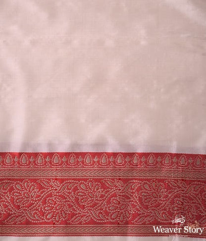 Offwhite_Dampaj_weave_saree_with_kadhiyal_borders_in_red_WeaverStory_05