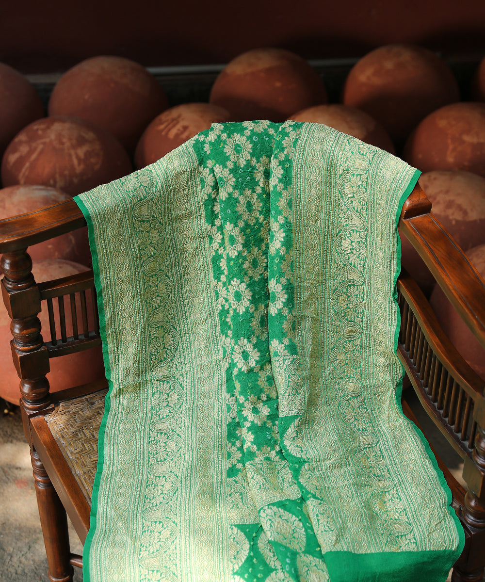 Green_Handloom_Bandhej_Georgette_Banarasi_Dupatta_WeaverStory_01