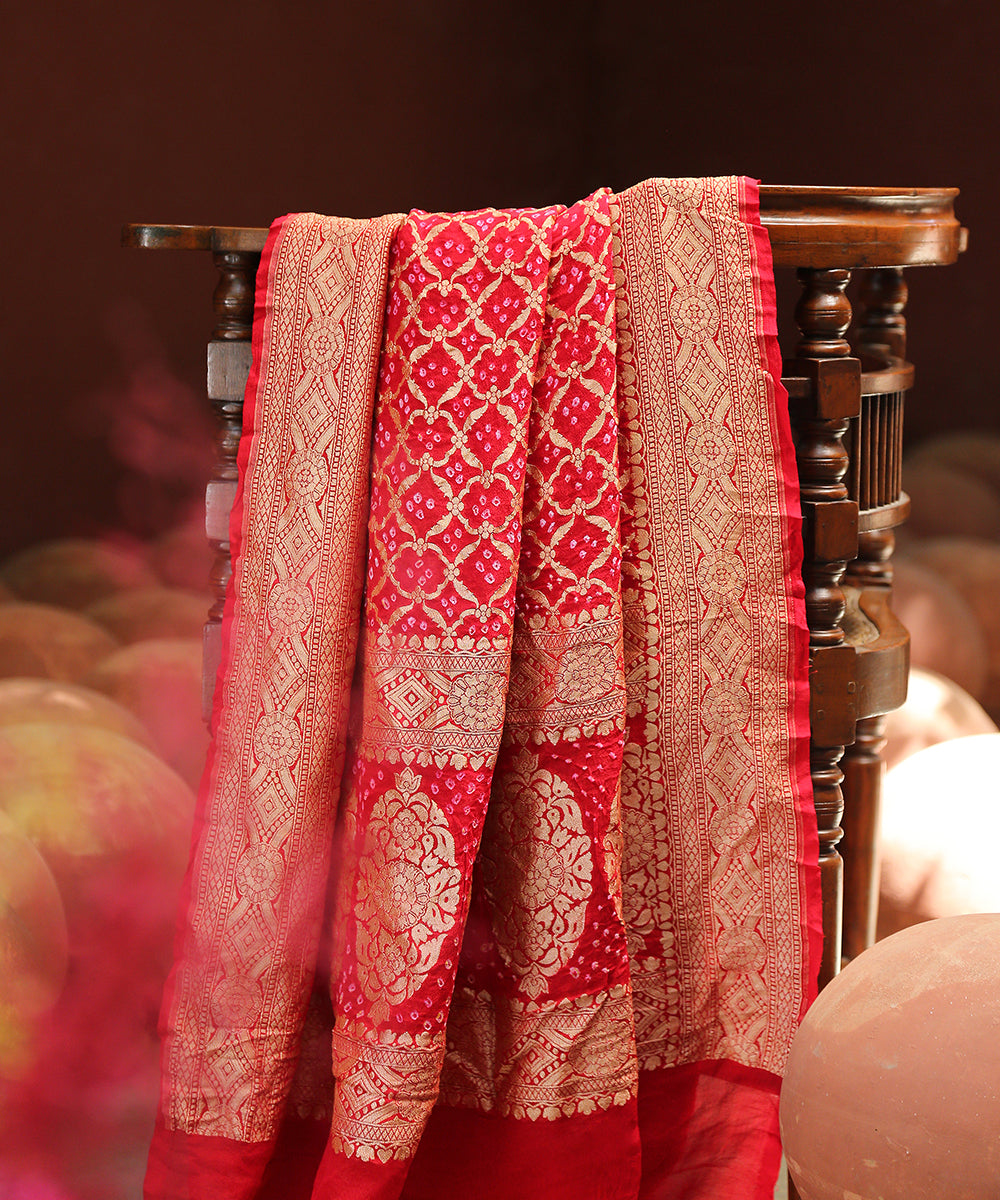 Handloom_Red_Georgette_Banarasi_Bandhej_Dupatta_With_Zari_Jaal_WeaverStory_01