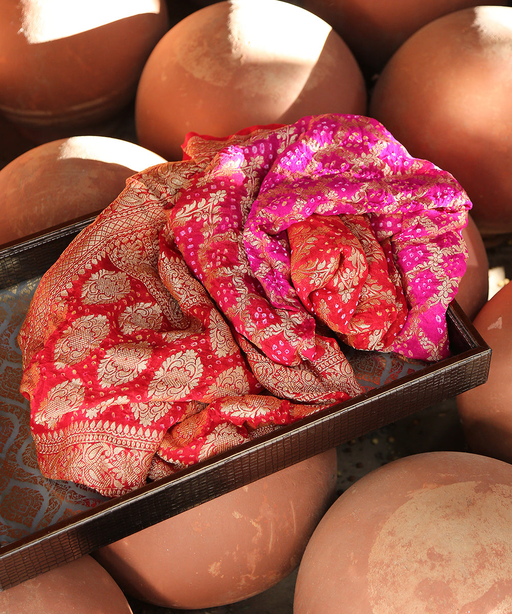 Red_And_Pink_Handloom_Georgette_Banarasi_Bandhej_Dupatta_WeaverStory_01