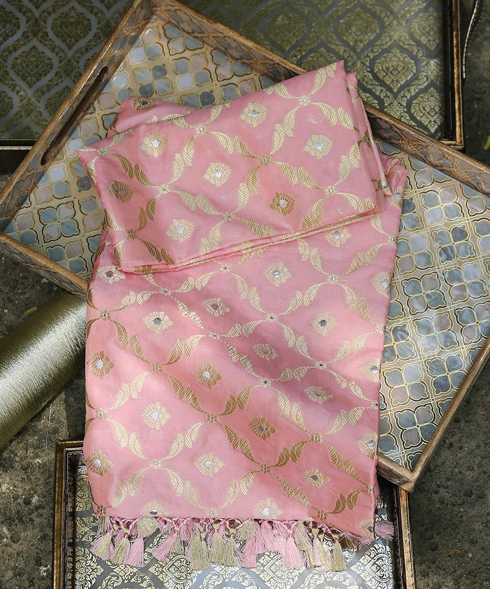 Handloom_Light_Pink_Pure_Katan_Silk_Banarasi_Dupatta_With_Cutwork_Silver_Meenakari_WeaverStory_01