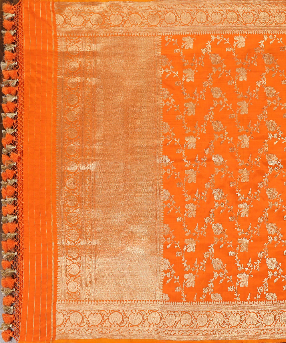 Orange_Handloom_Pure_Katan_Silk_Banarasi_Dupatta_With_Kadhwa_Jaal_WeaverStory_02