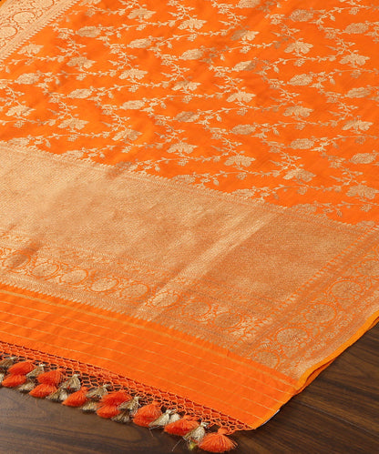 Orange_Handloom_Pure_Katan_Silk_Banarasi_Dupatta_With_Kadhwa_Jaal_WeaverStory_03