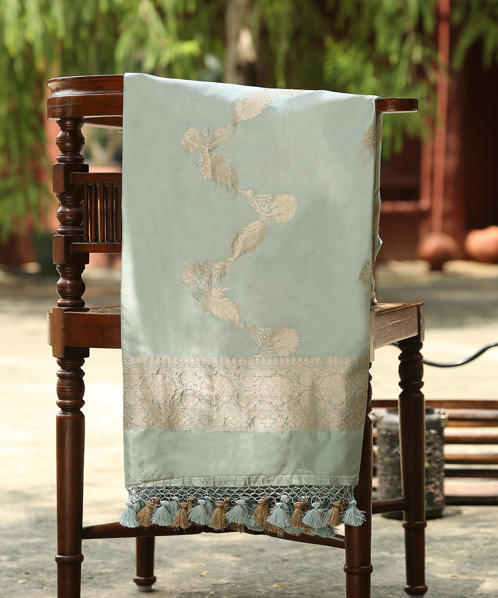 Handloom_Powder_Blue_And_Beige_Kadhwa_Jangla_Banarasi_Dupatta_WeaverStory_01