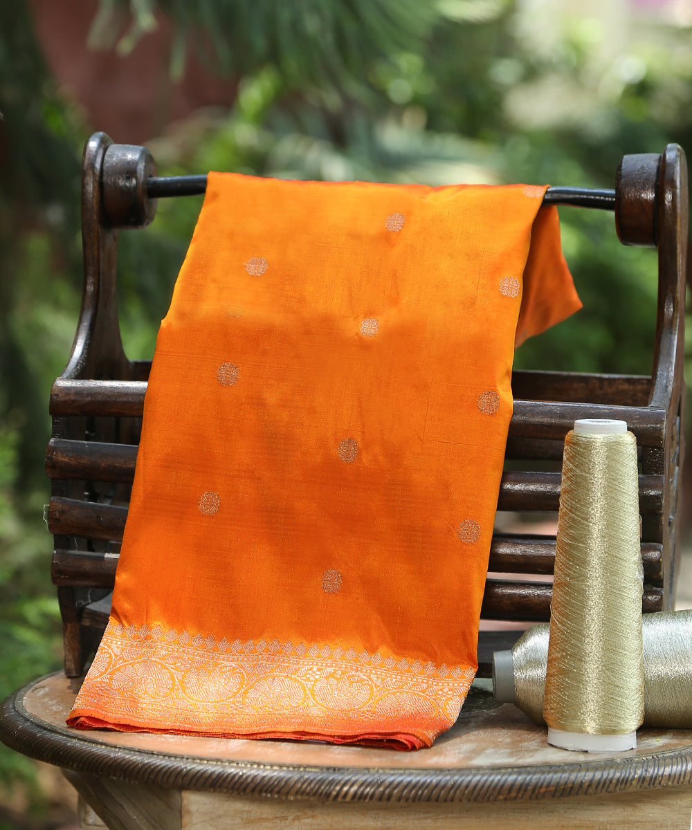 Handloom_Orange_Pure_Katan_Silk_Banarasi_Dupatta_With_Kadhwa_Booti_WeaverStory_01