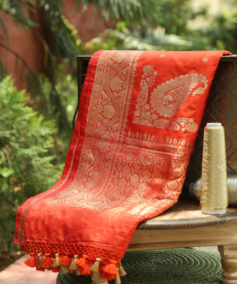Orange_Handloom_Pure_Katan_Silk_Banarasi_Dupatta_With_Kadhwa_Booti_WeaverStory_01