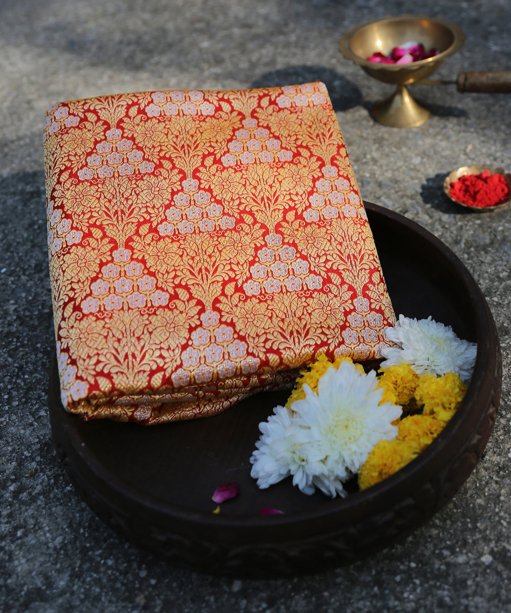 Handloom_Red_Brocade_Pure_Katan_Silk_Banarasi_Dupatta_With_Pink_Selvedge_WeaverStory_01