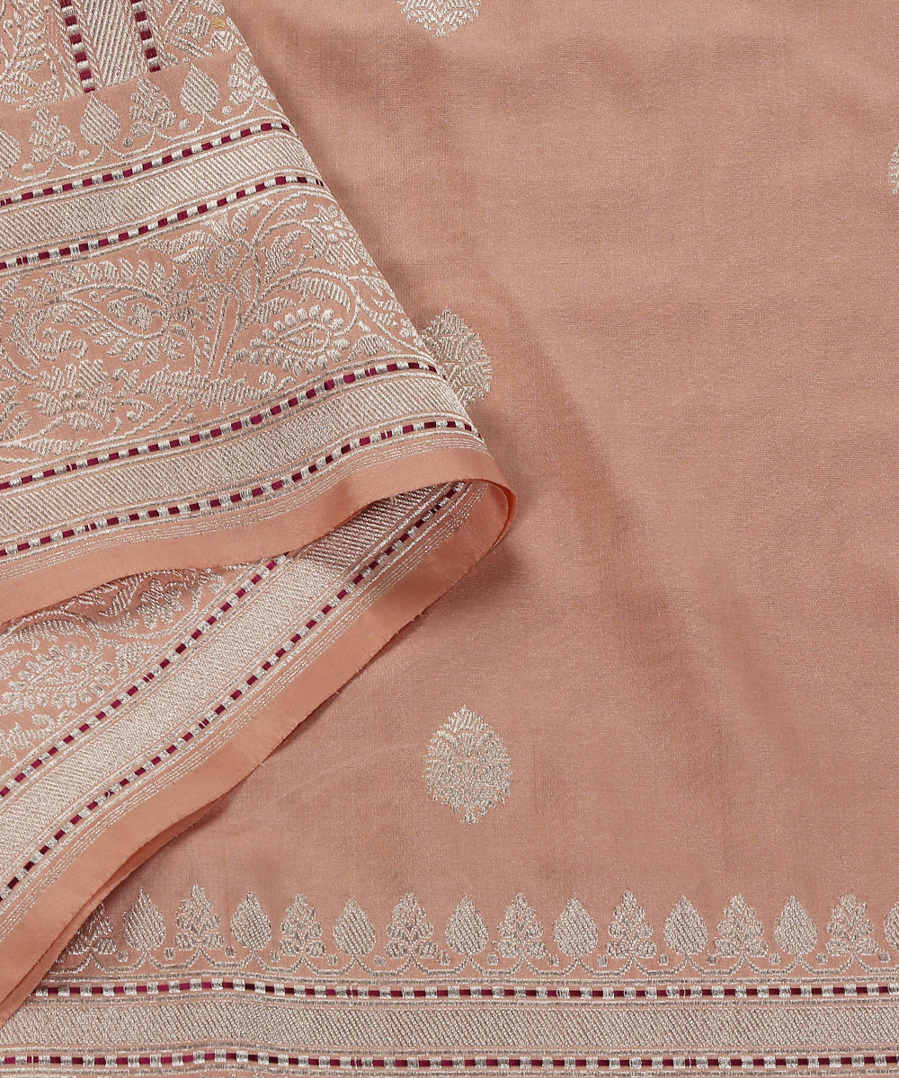 Handloom_Peach_Pure_Katan_Silk_Banarasi_Dupatta_Booti_And_Border_WeaverStory_04