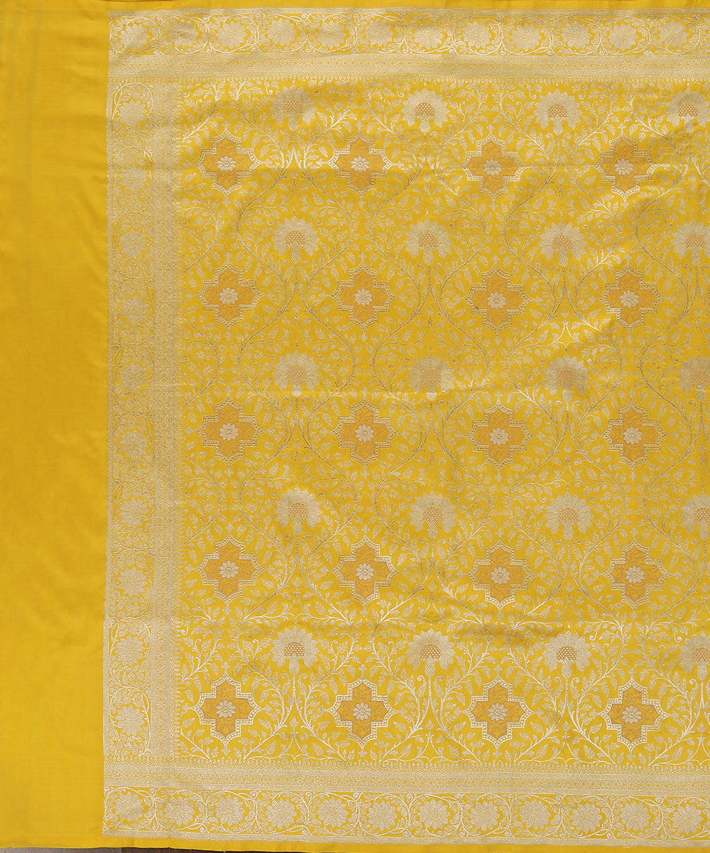 Yellow_Handloom_Pure_Katan_Silk_Brocade_Banarasi_Dupatta_With_Zari_Jaal_WeaverStory_02