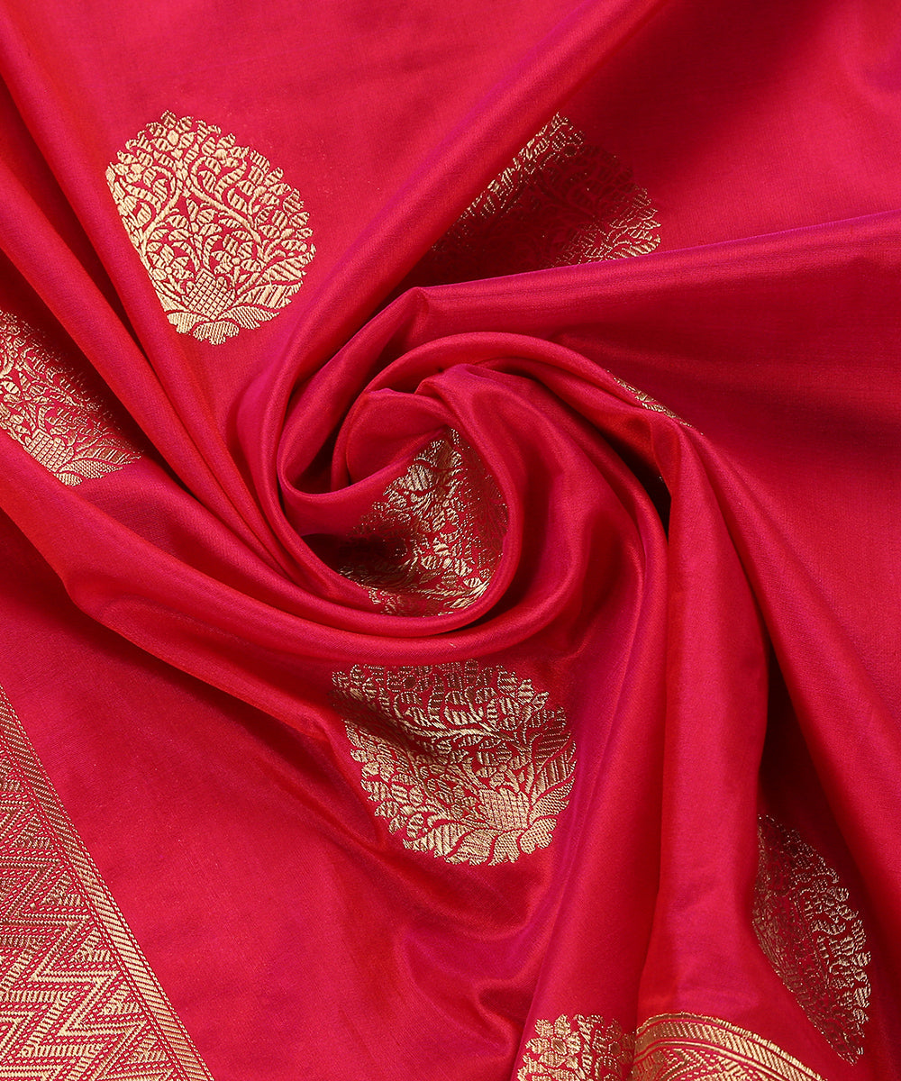 Hot_Pink_Handloom_Pure_Katan_Silk_Banarasi_Dupatta_With_Kadhwa_Booti_WeaverStory_05