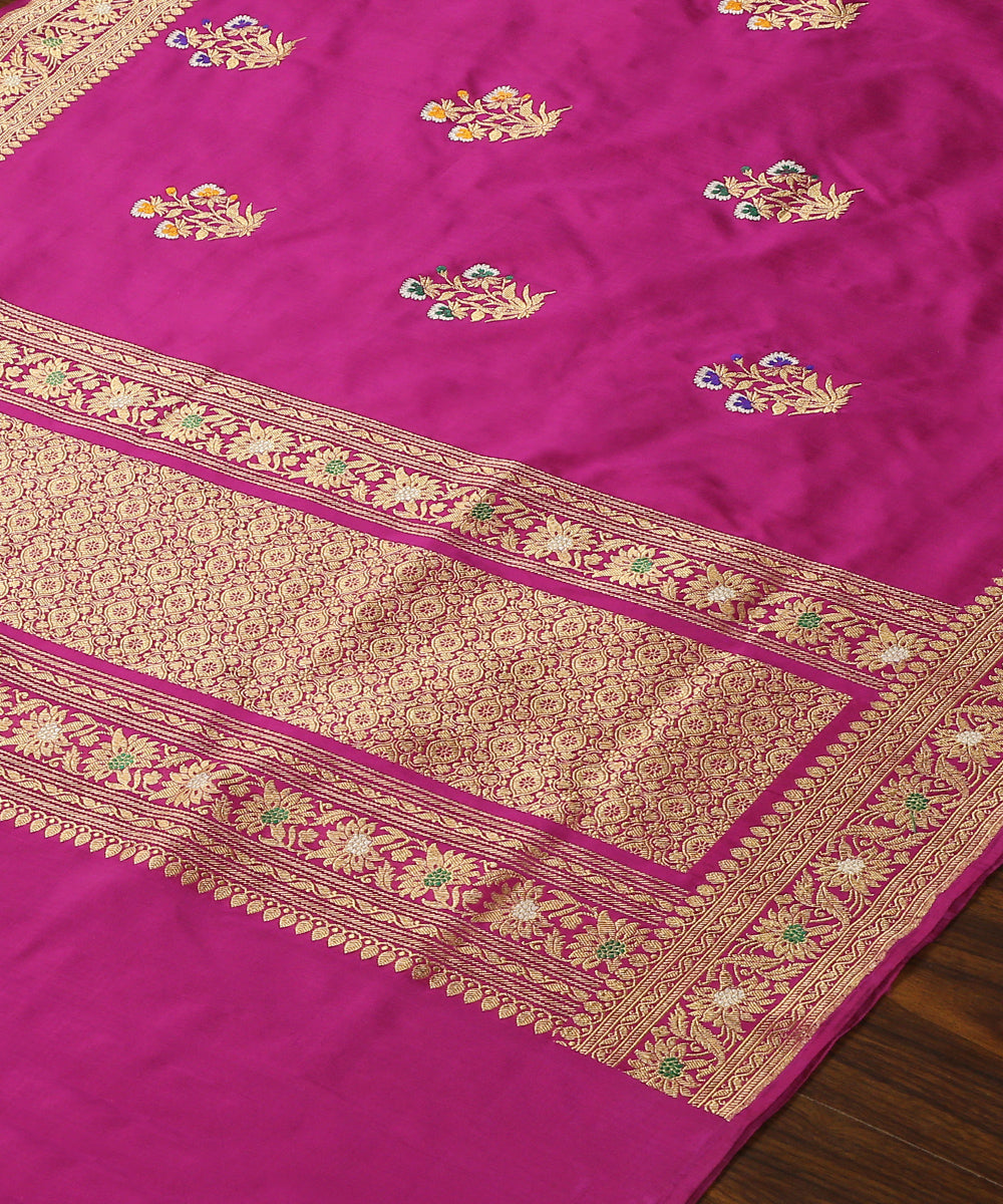 Purple_Handloom_Pure_Katan_Silk_Banarasi_Dupatta_With_Intricate_Floral_Border_WeaverStory_03