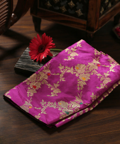 Handloom_Purple_Pure_Katan_Silk_Banarasi_Dupatta_With_Floral_Bunches_WeaverStory_01