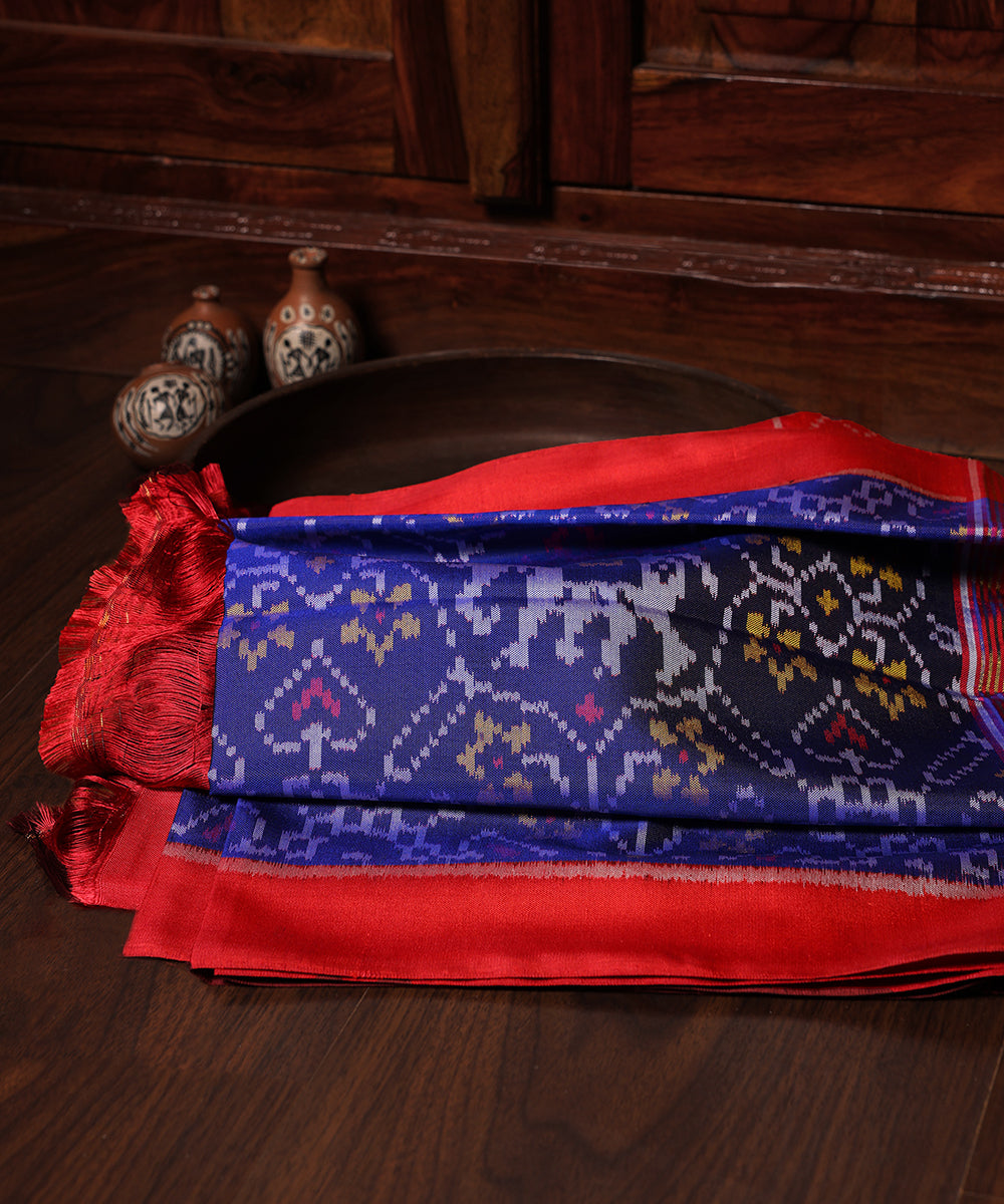 Blue_Handloom_Pure_Mulberry_Silk_Ikat_Patola_Dupatta_WeaverStory_01