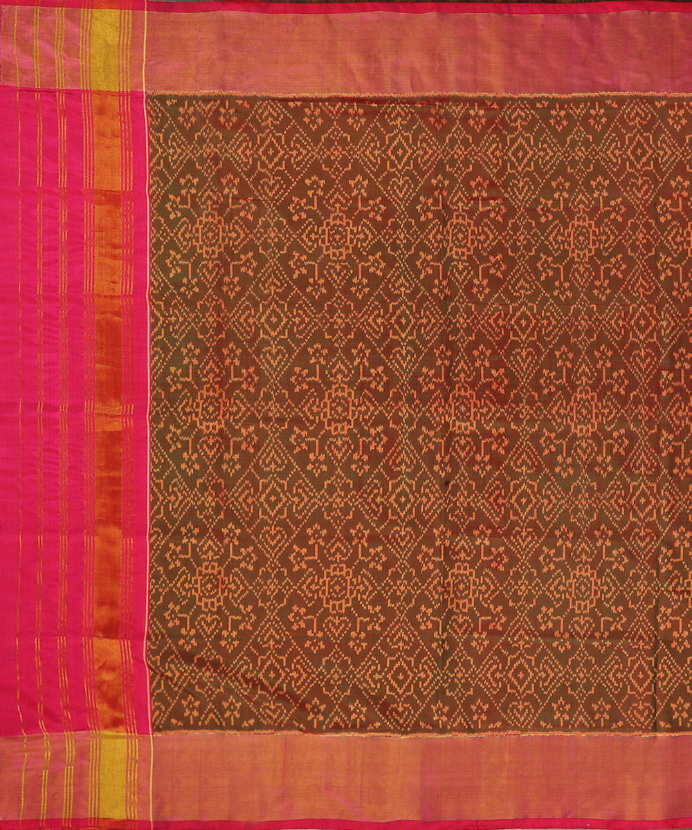 Handloom_Hot_Pink_And_Green_Pure_Mulberry_Silk_Ikat_Patola_Dupatta_WeaverStory_02