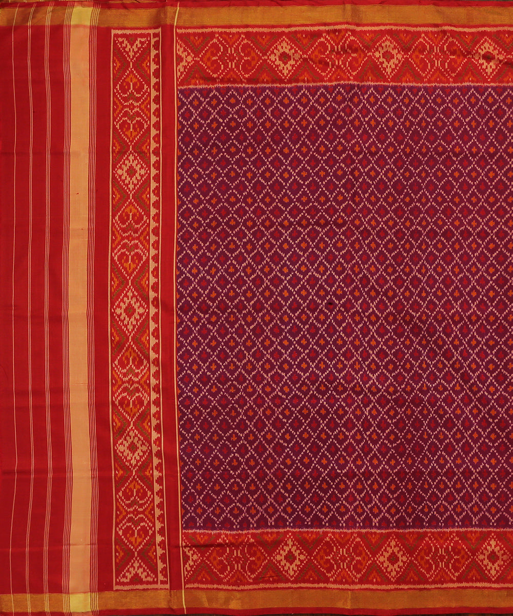 Purple_And_Red_Handloom_Pure_Mulberry_Silk_Single_Ikat_Patola_Dupatta_WeaverStory_02