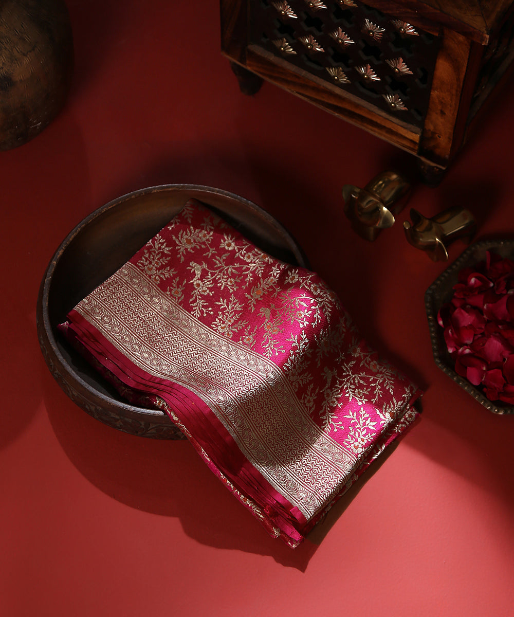 Handloom_Rani_Pink_Pure_Katan_Silk_Banarasi_Dupatta_With_Shikargah_Jaal_WeaverStory_01