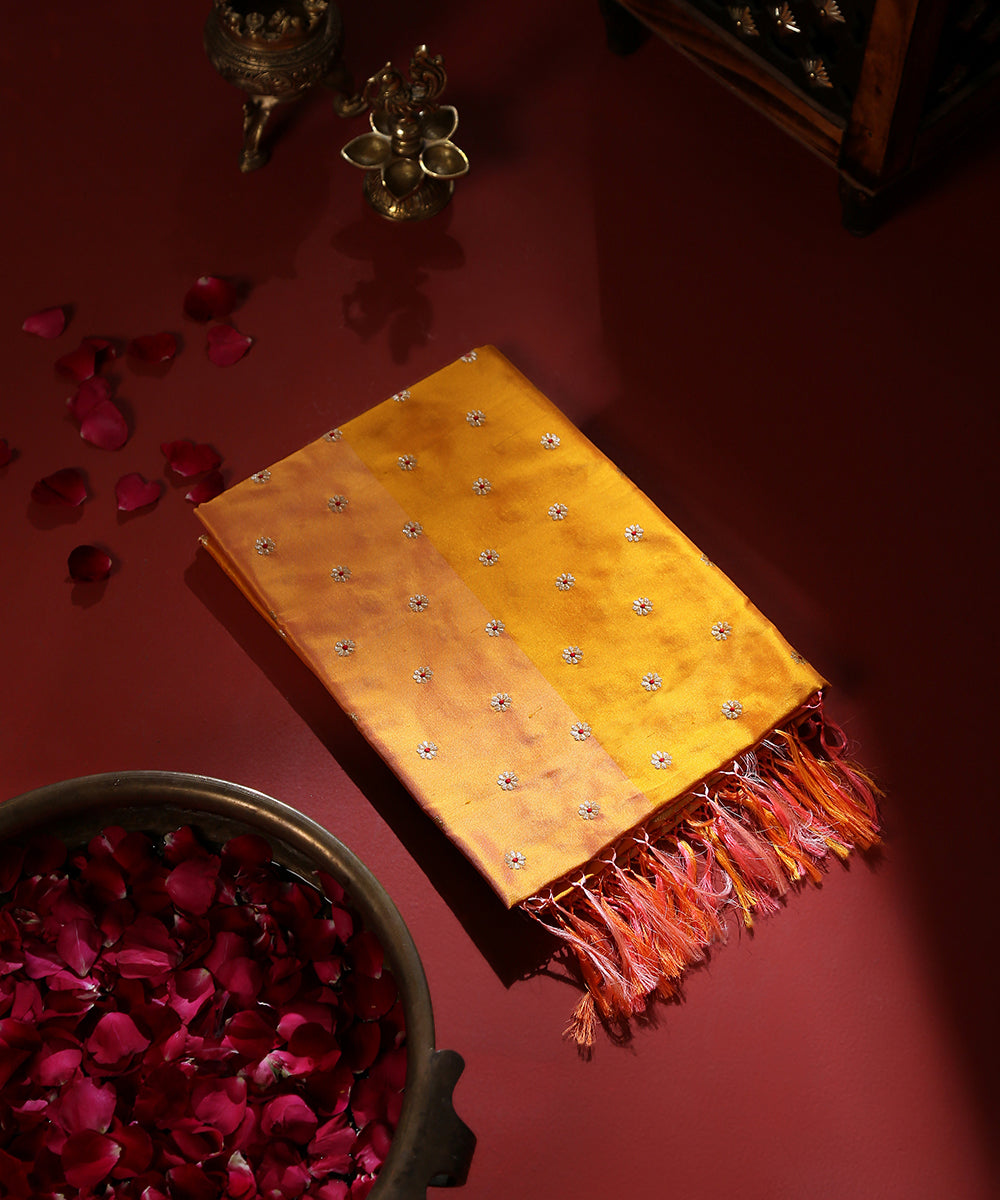 Mustard_Handloom_Pure_Katan_Silk_Banarasi_Dupatta_With_Meena_Booti_WeaverStory_01